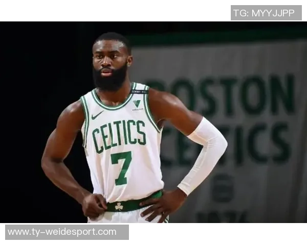 杰伦布朗独砍36分却三分球全失致命犯规成败皆由你 杰伦布朗独砍36分却三分球全失致命犯规成败皆由你