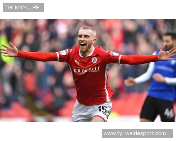 微笑刺客的逆袭小个子球员如何在球队中展现价值与实力 微笑刺客的逆袭小个子球员如何在球队中展现价值与实力