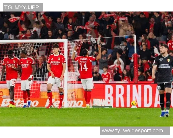 曼联本赛季英超射门与射正数据双双领跑展现强大攻击力